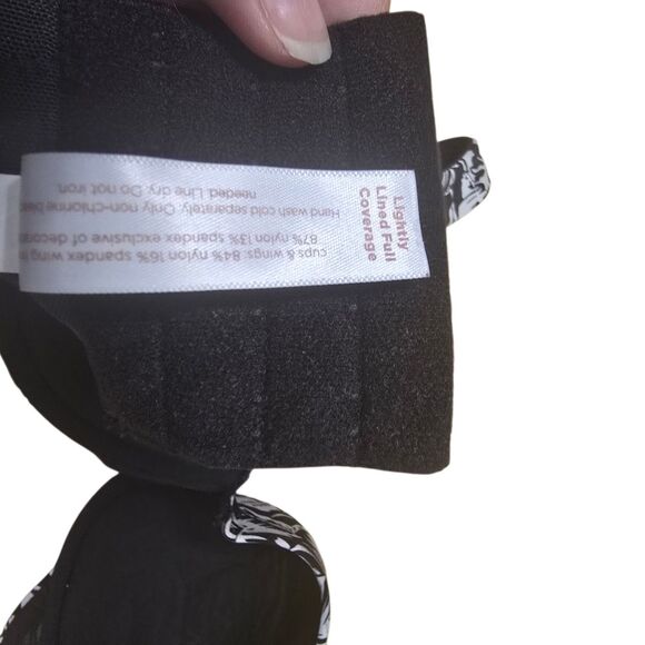 Cacique 
Extra Soft Lightly Lined Full Coverage Bra Size 40DDD - Picture 9 of 12